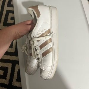 Rose gold all star addidas